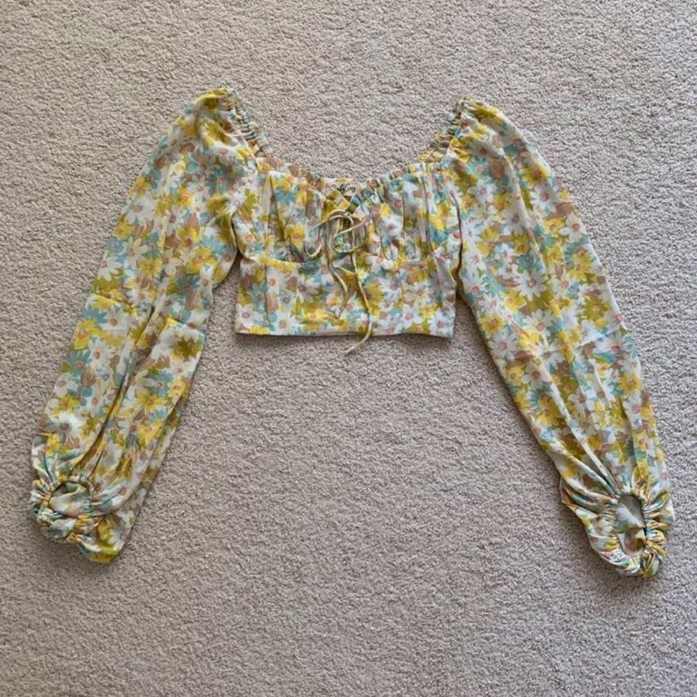 Sundae Muse yellow floral long sleeve top